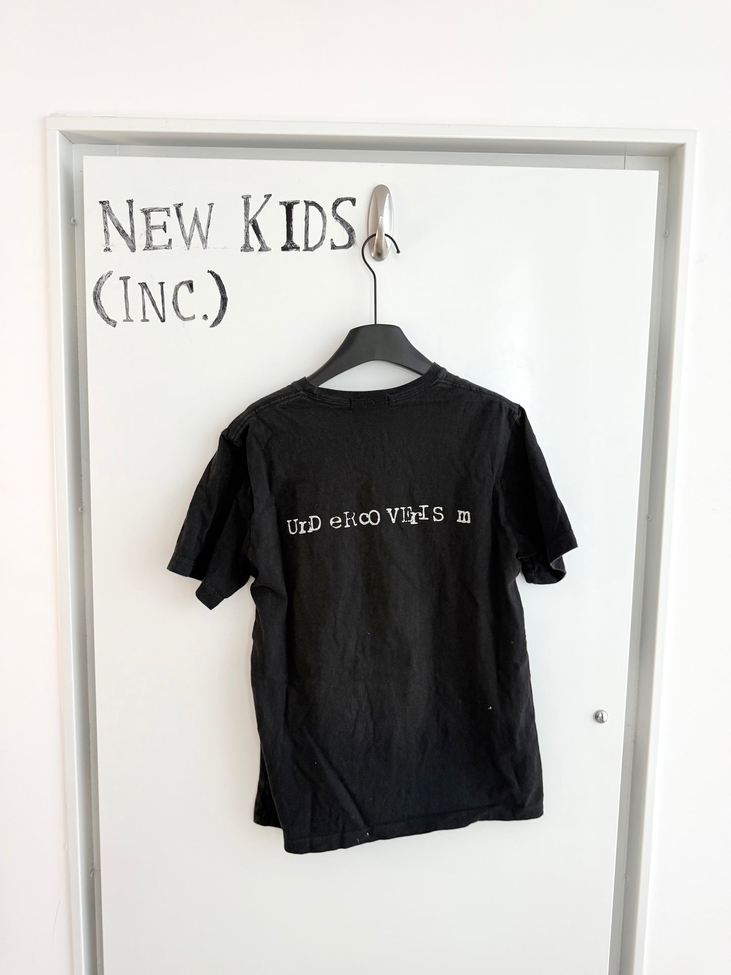 Undercover Paper Doll Skull T Shirt